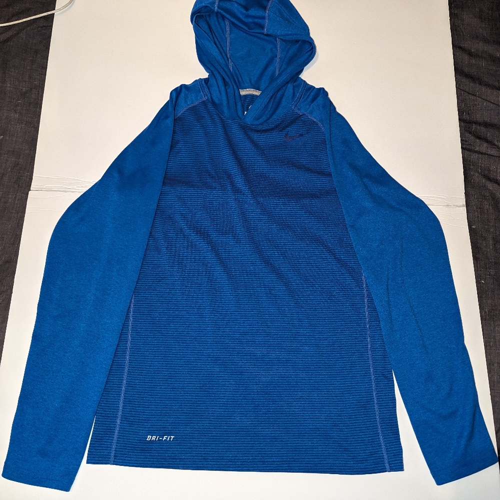 Women's Nike Dry Fit Pullover Shirt Hoodie Size Small